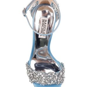 badgley mischka fabiana ankle strap sandal